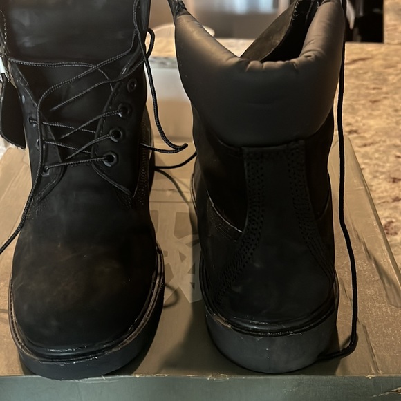 Timeberland - Picture 2 of 2